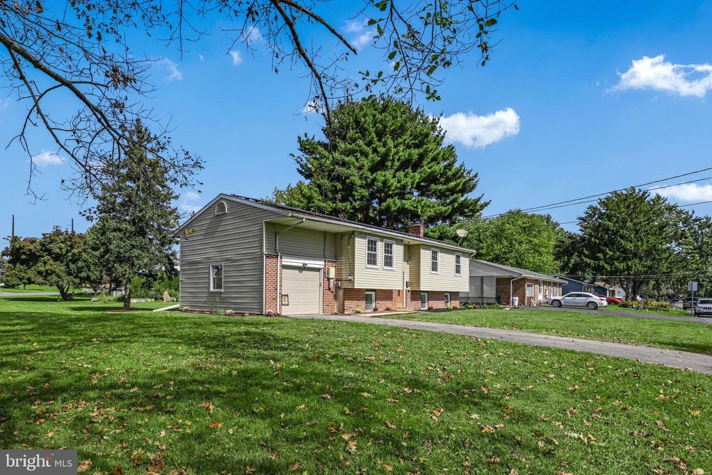 Photo of 668 Essex Street, Marietta, PA 17547 (MLS # PALA2059096)