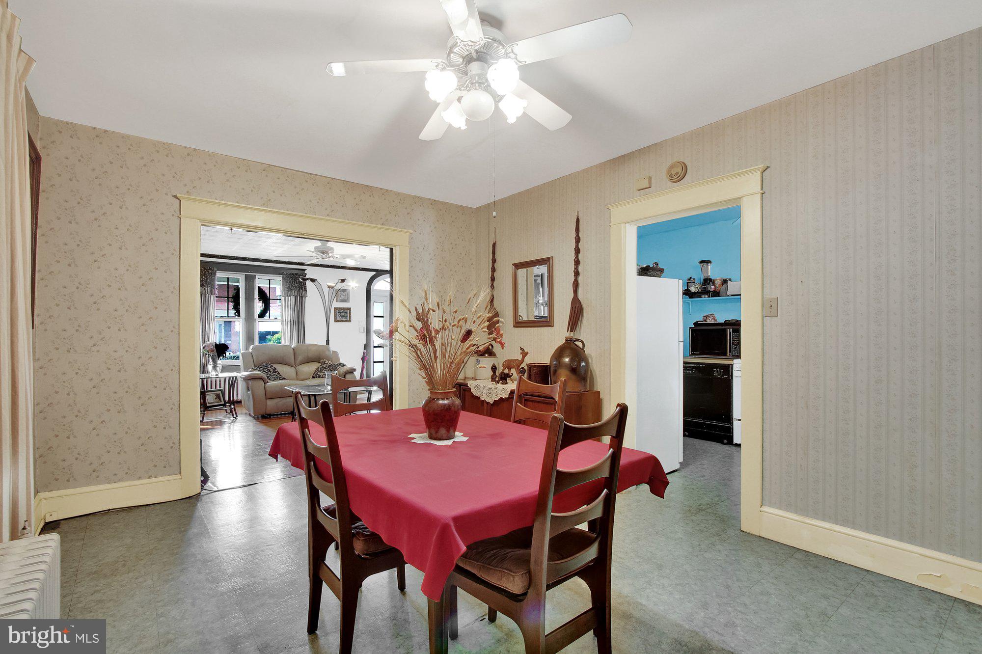 YORK COLLEGE - Residential