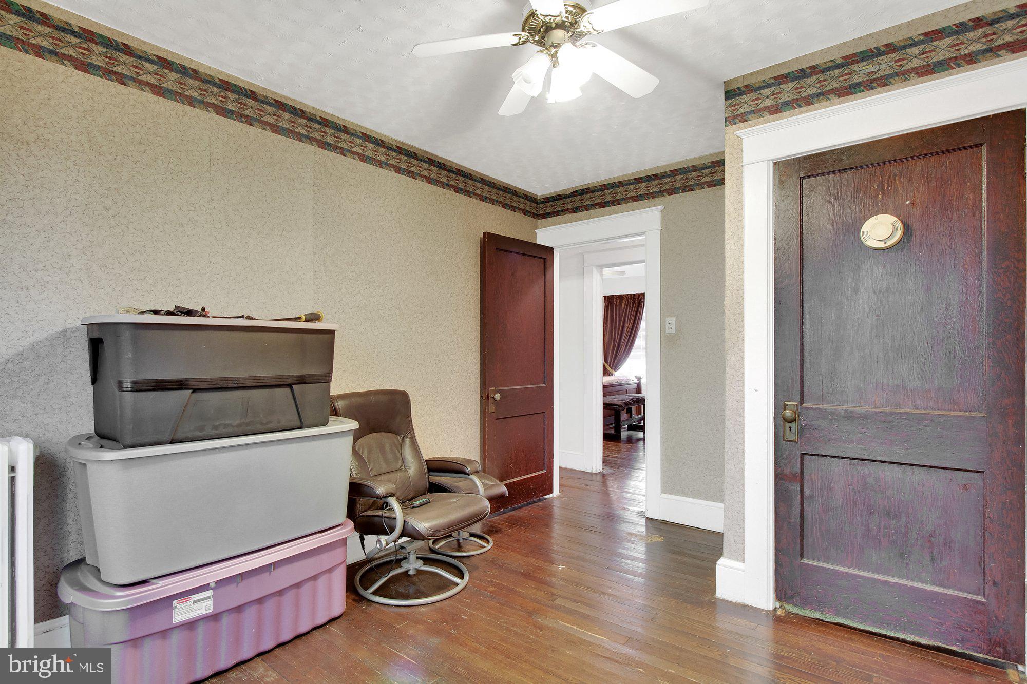 YORK COLLEGE - Residential