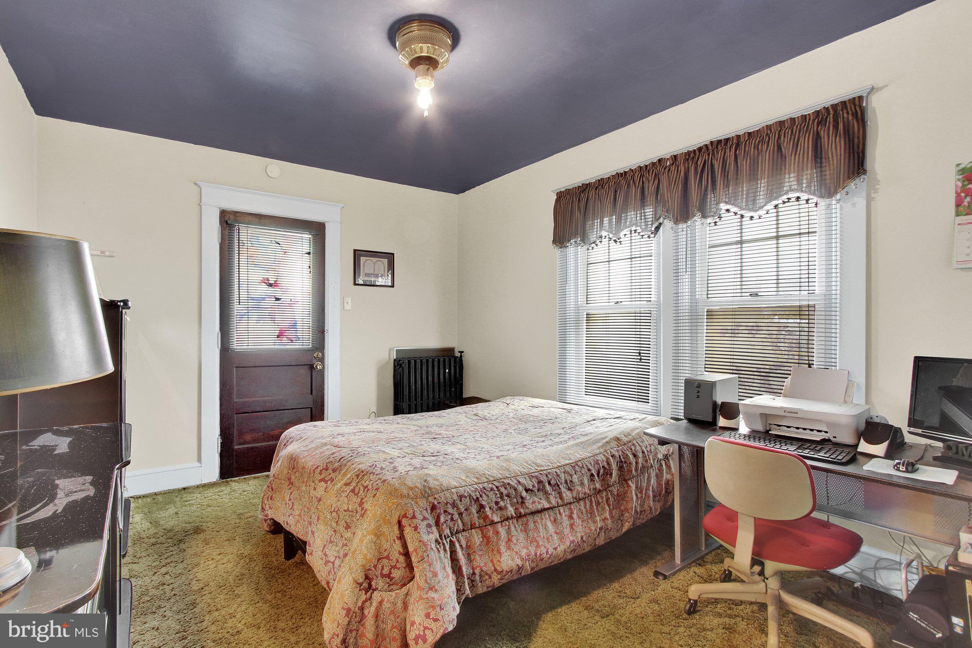 YORK COLLEGE - Residential