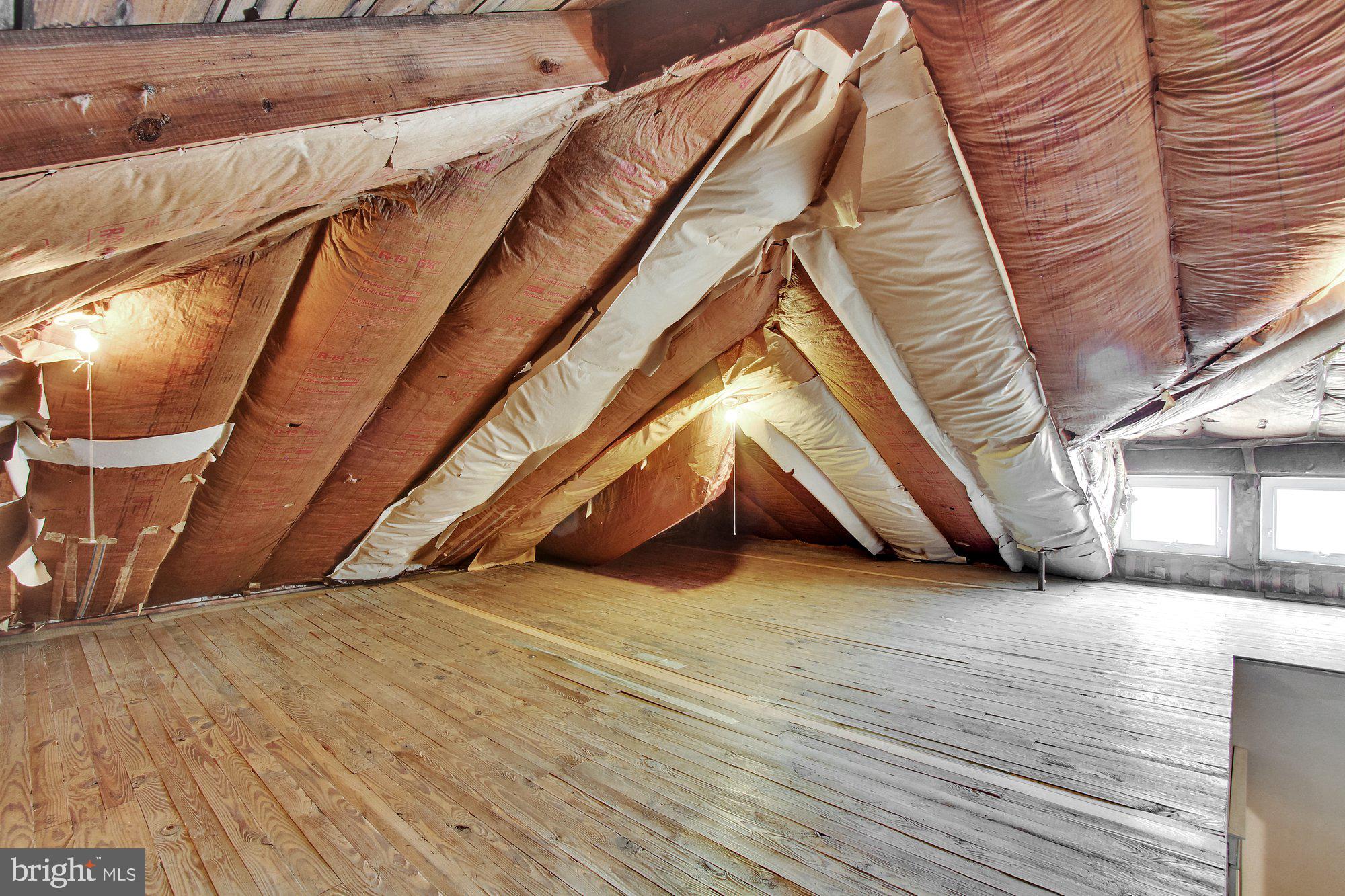 YORK COLLEGE - Residential