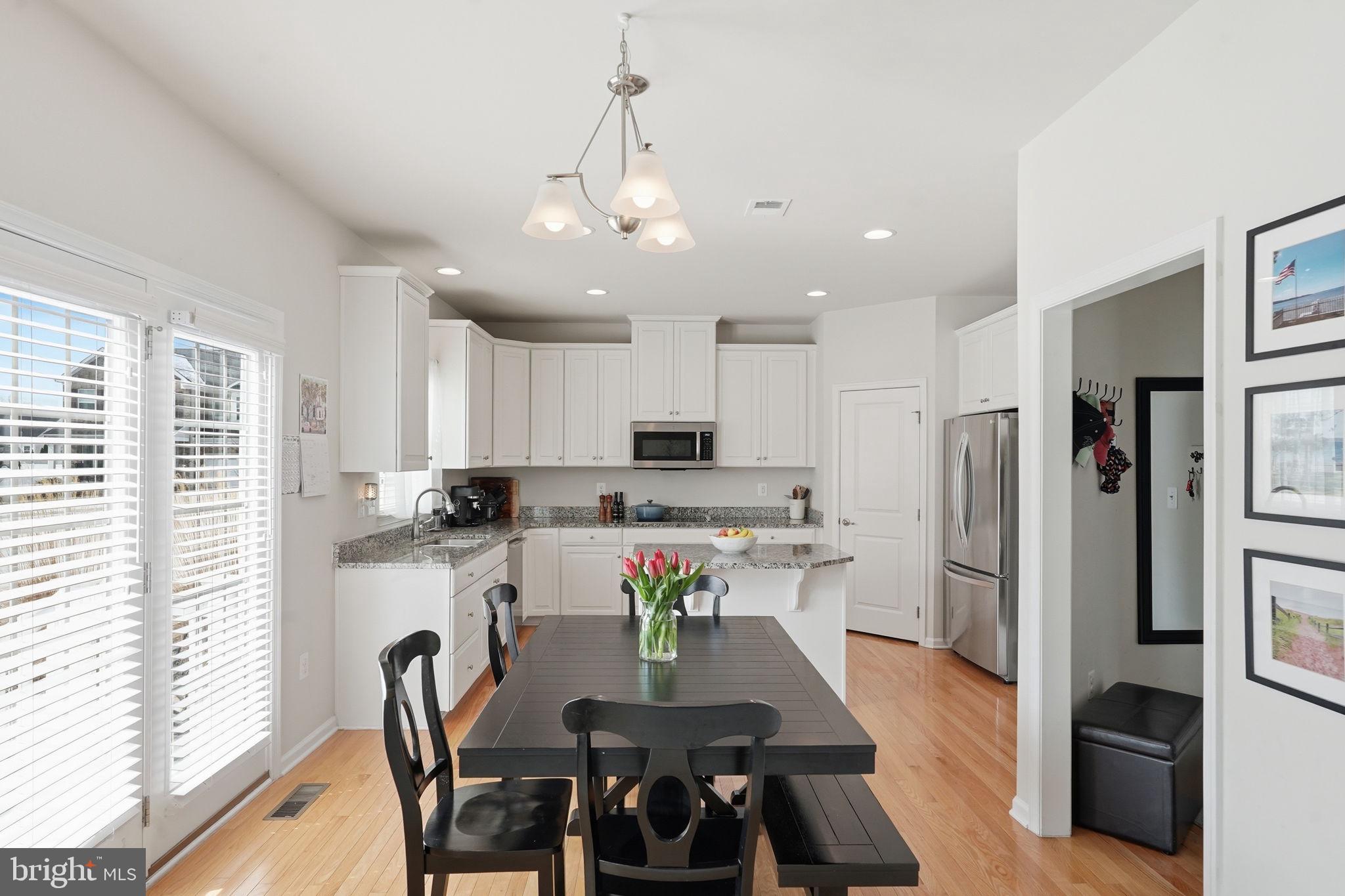 LIBERTY KNOLLS - Residential