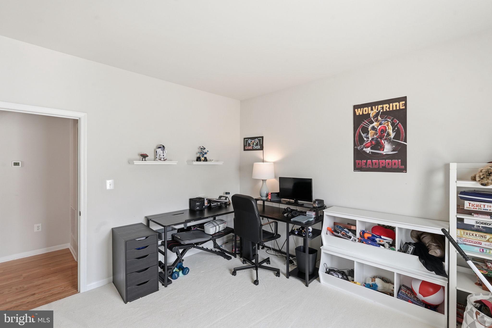 LIBERTY KNOLLS - Residential