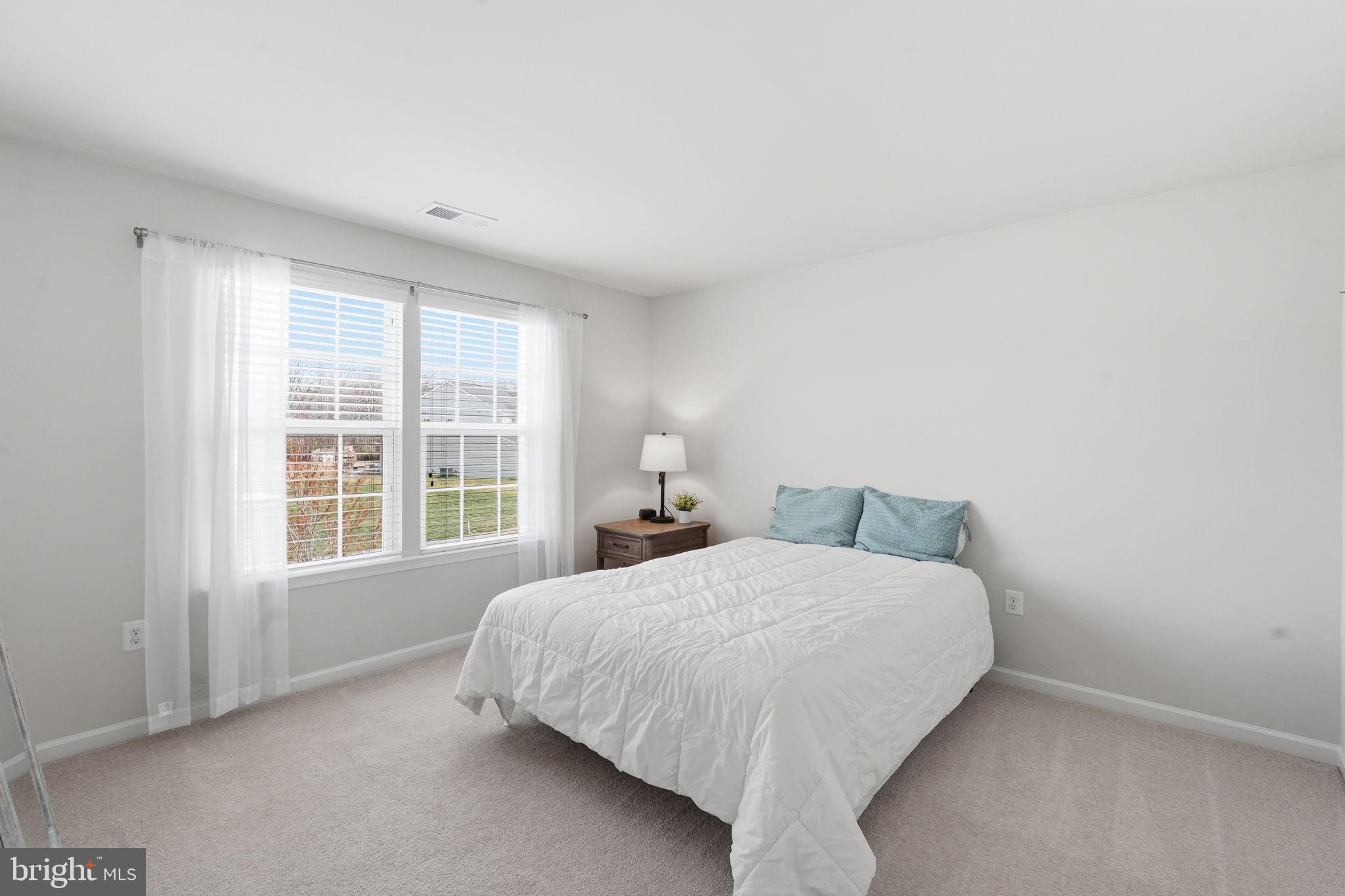 LIBERTY KNOLLS - Residential