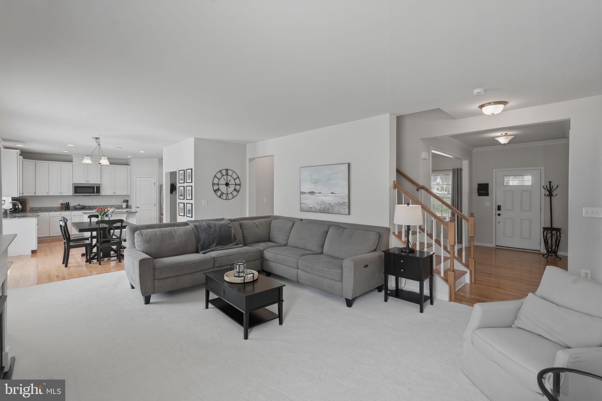 LIBERTY KNOLLS - Residential