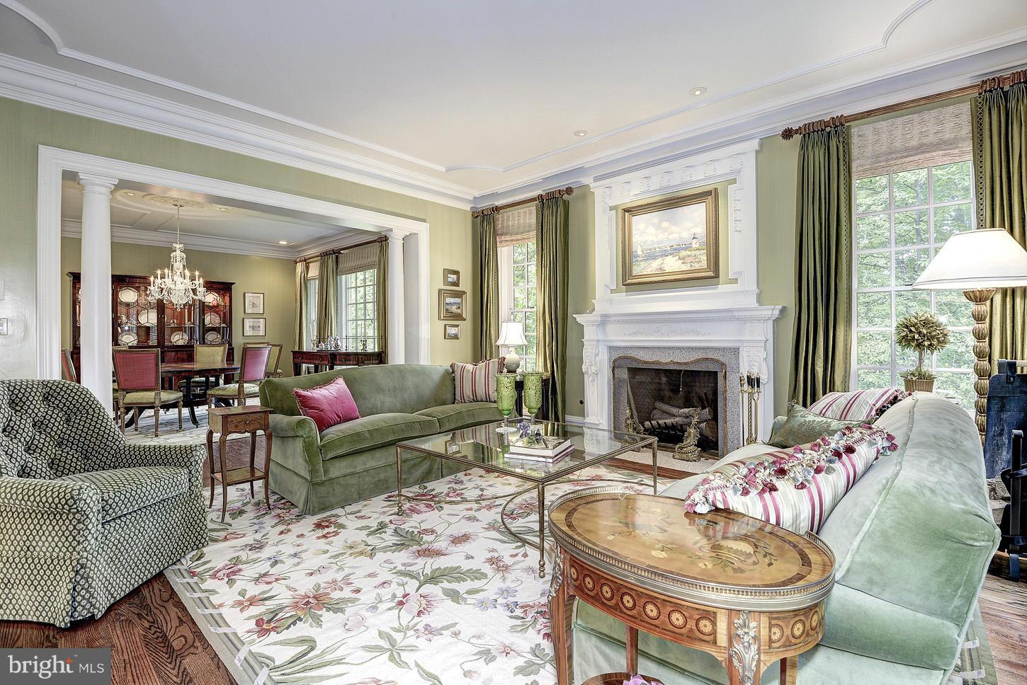 LANGLEY FOREST - Residential