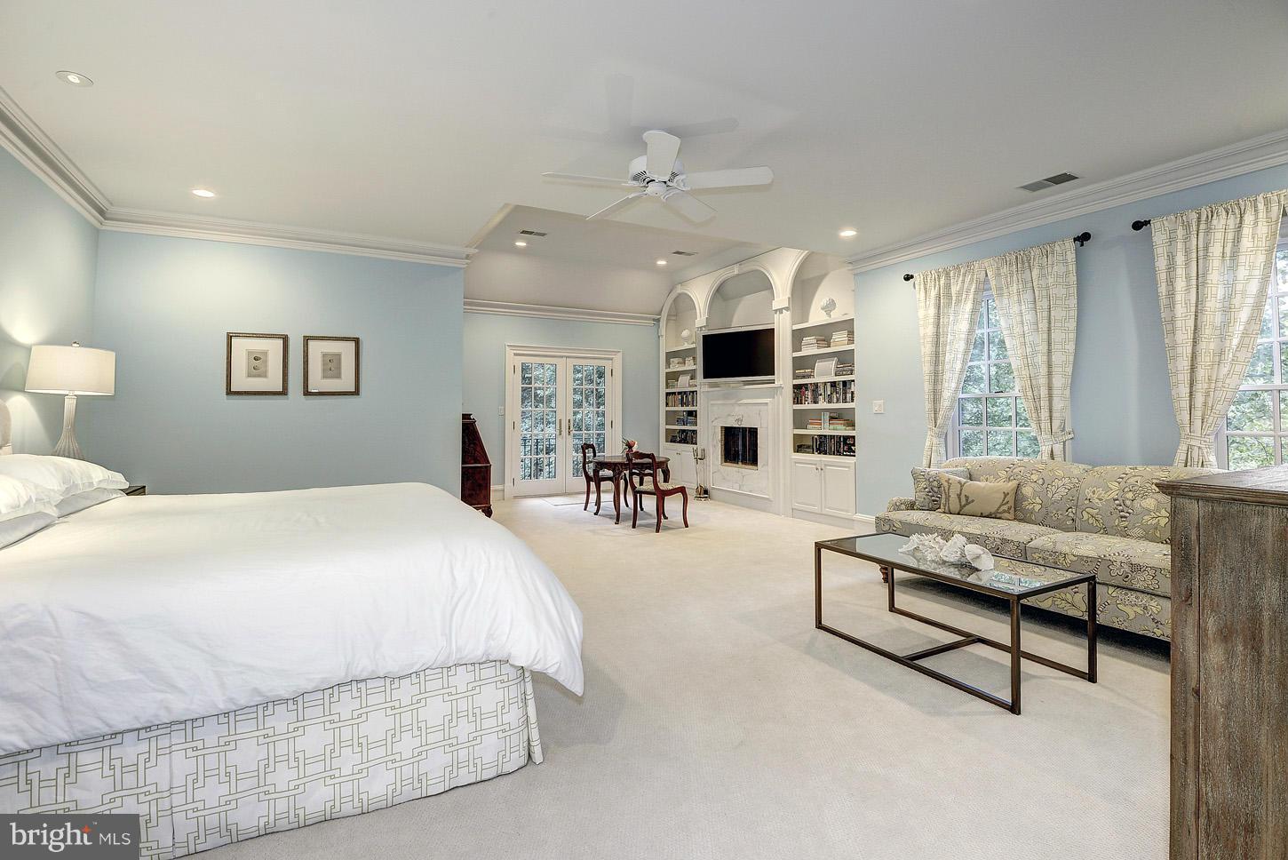 LANGLEY FOREST - Residential