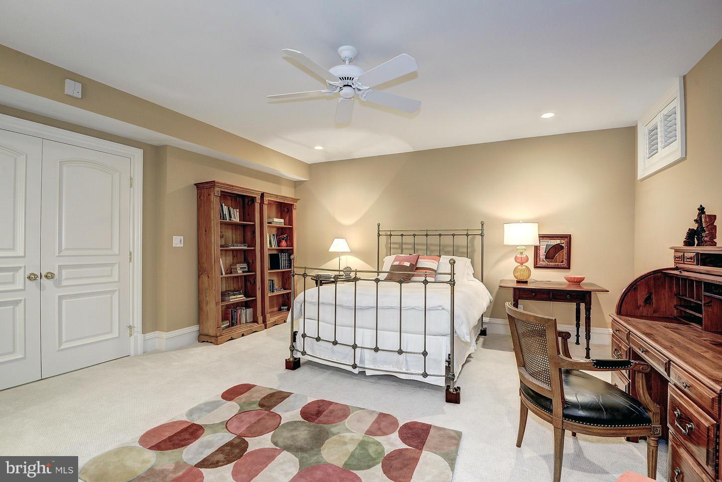 LANGLEY FOREST - Residential