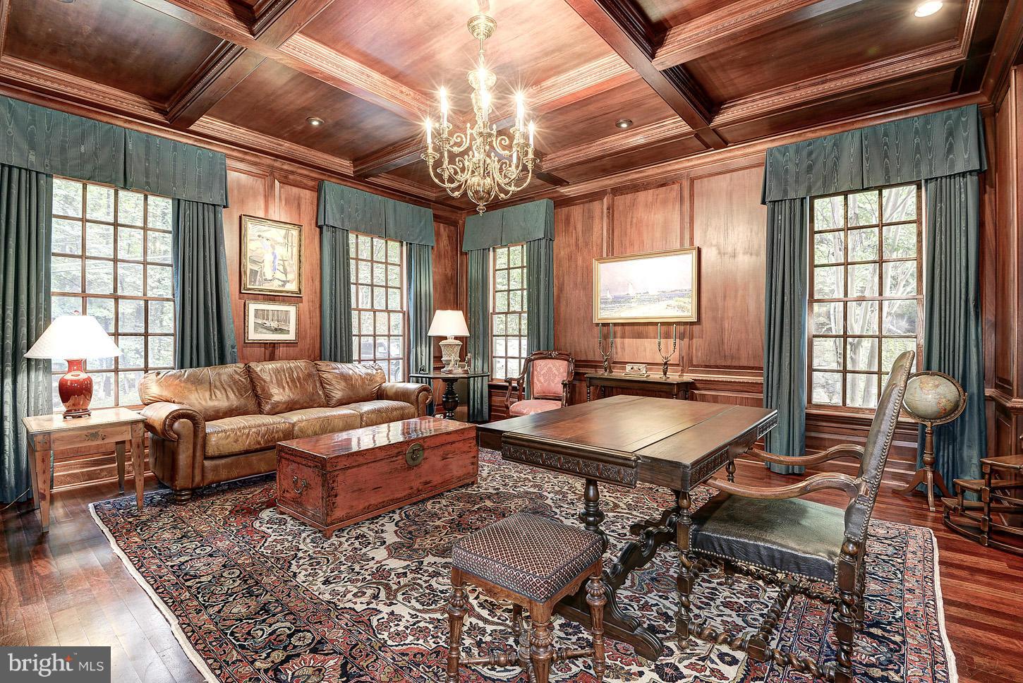 LANGLEY FOREST - Residential