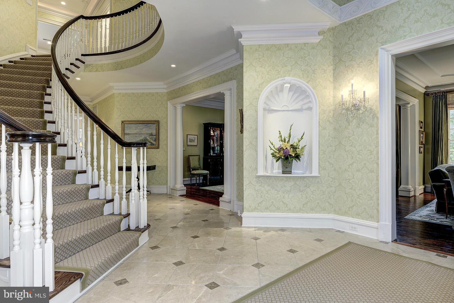 LANGLEY FOREST - Residential