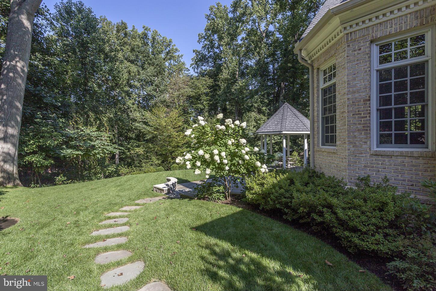 LANGLEY FOREST - Residential