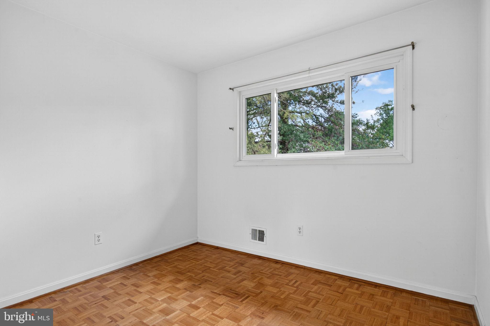 RAVENSWORTH GROVE - Residential