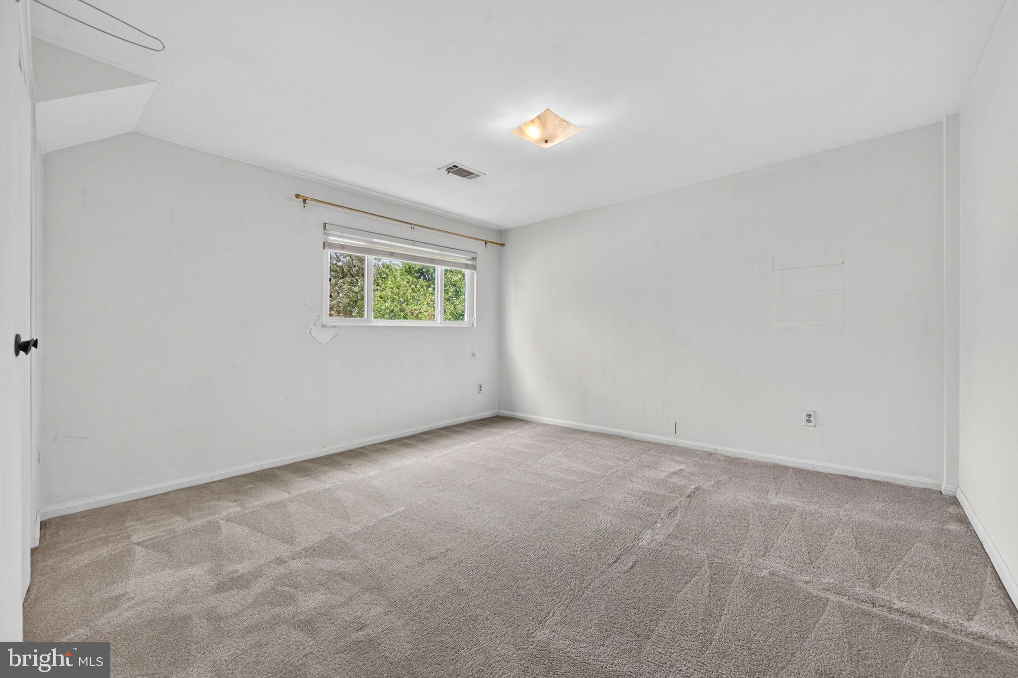 RAVENSWORTH GROVE - Residential