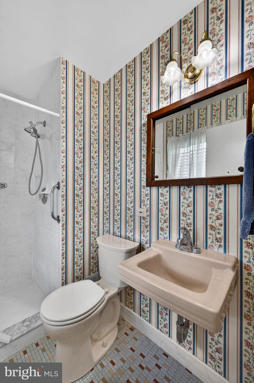 RAVENSWORTH GROVE - Residential