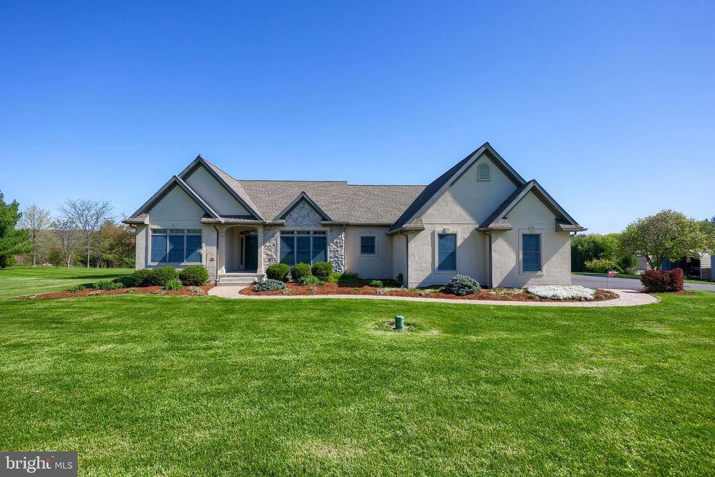 Photo of 715 W Newport Road, Lititz, PA 17543 (MLS # PALA2050522)