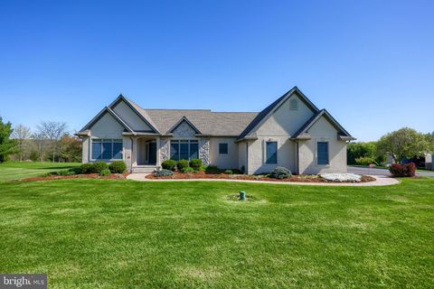 Photo of 715 W Newport Road, Lititz, PA 17543 (MLS # PALA2050522)