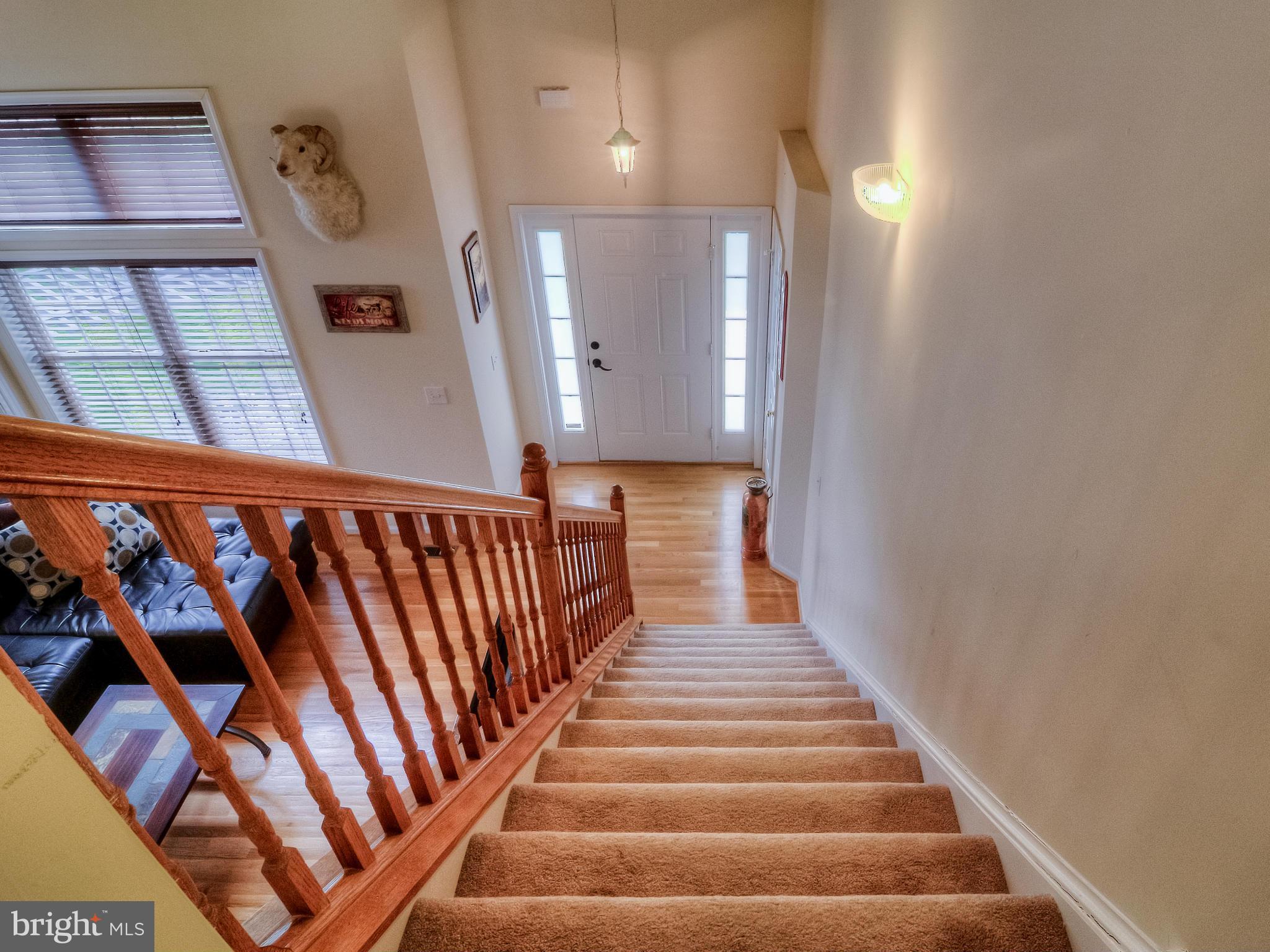 LAKE LAND - Residential