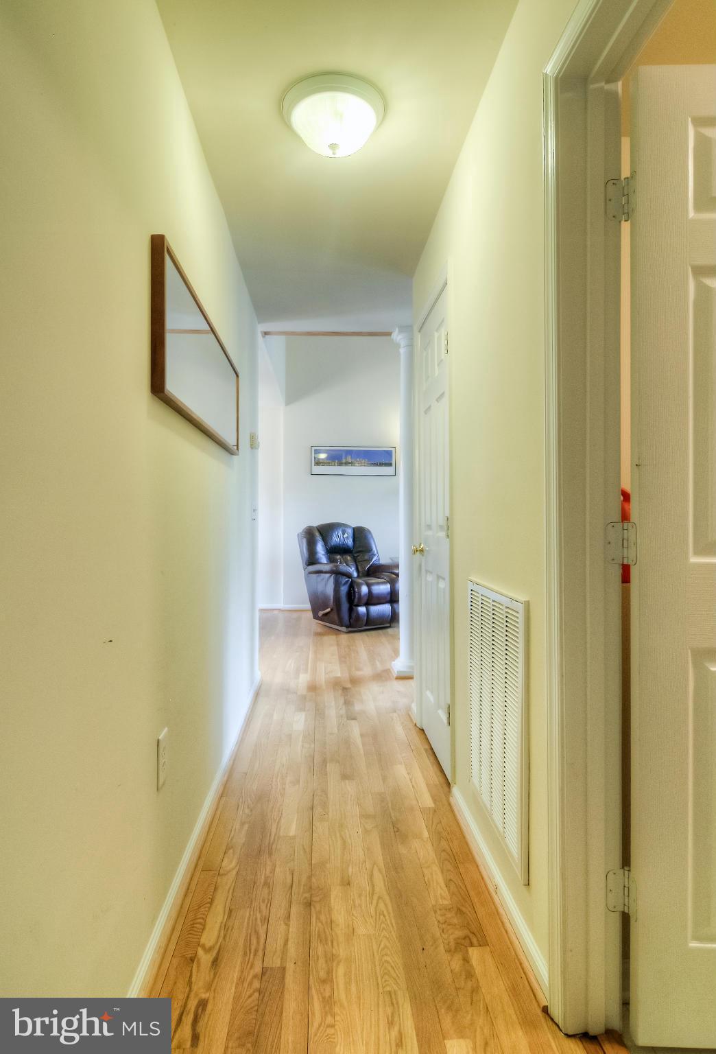 LAKE LAND - Residential