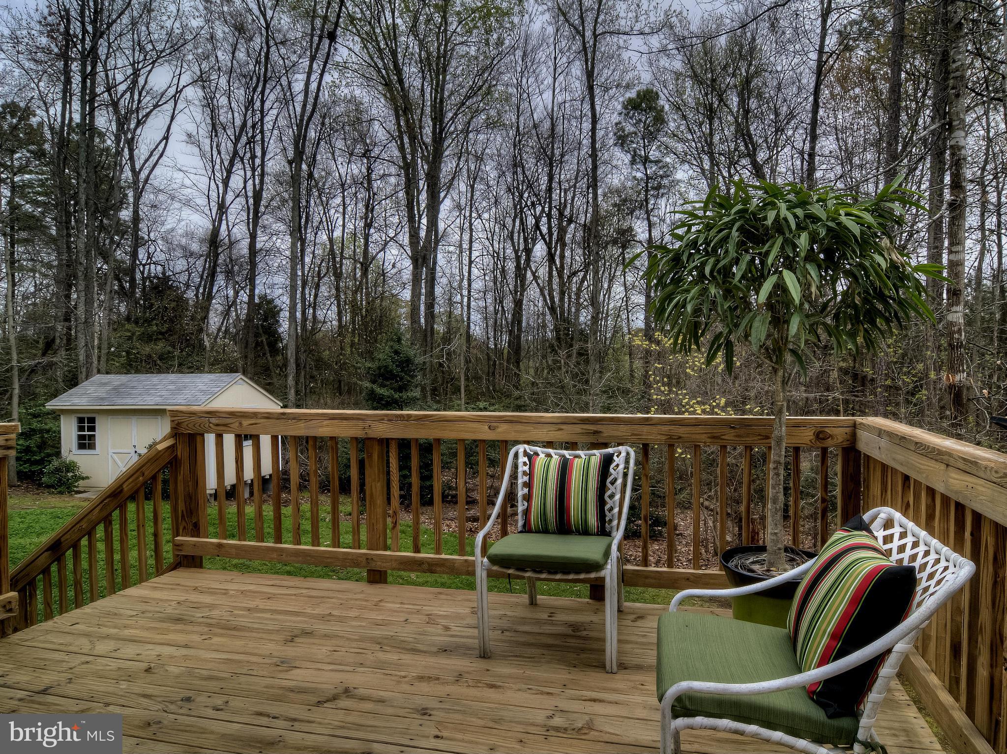 LAKE LAND - Residential