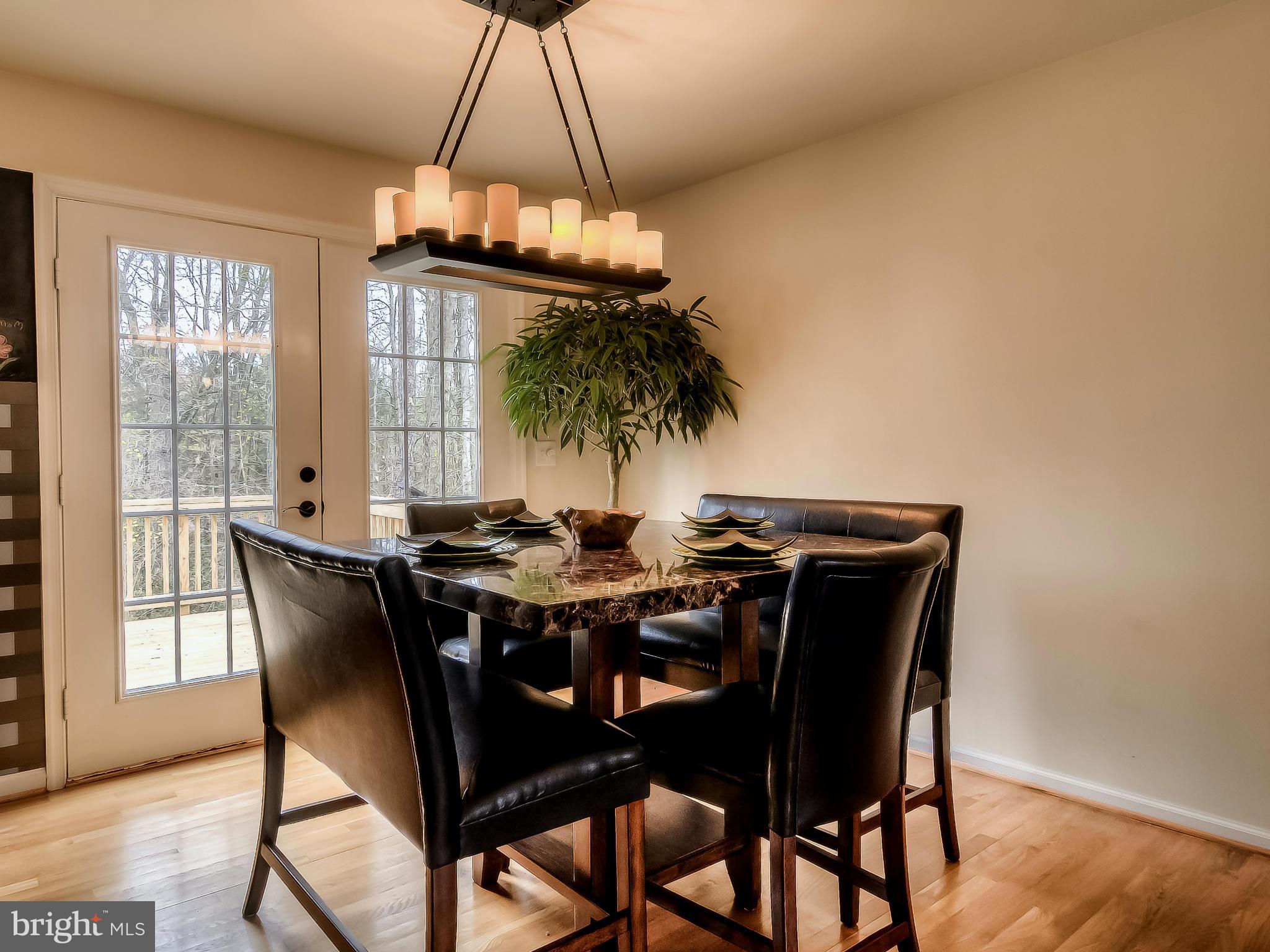 LAKE LAND - Residential