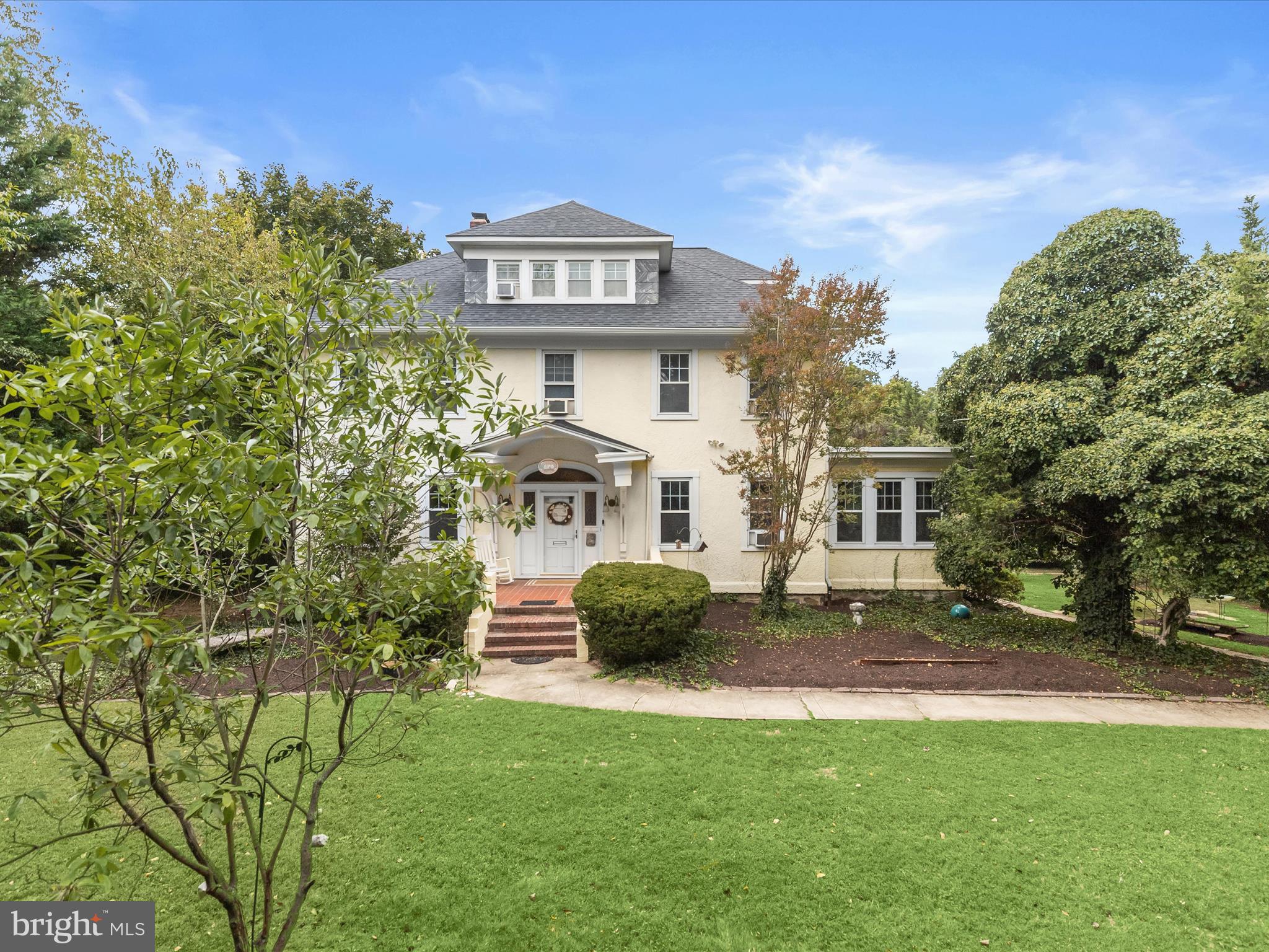 OVERBROOK - Residential