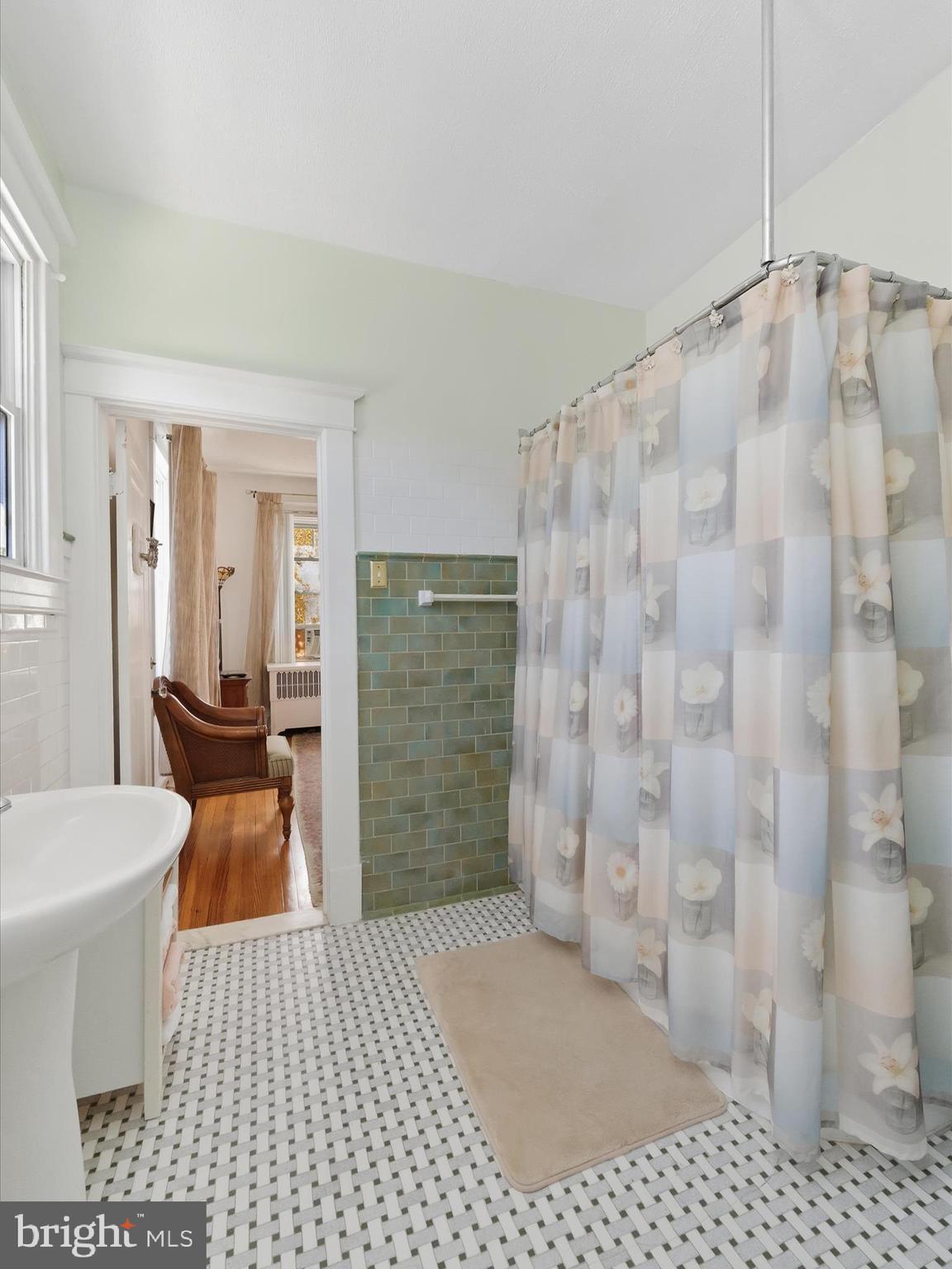 OVERBROOK - Residential