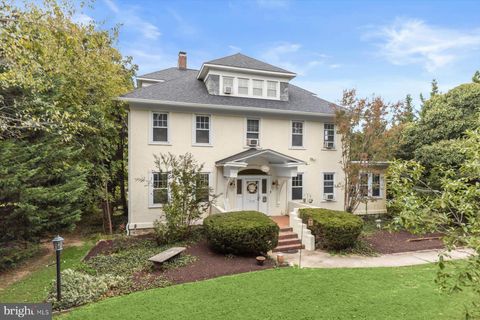 6100 FREDERICK ROAD CATONSVILLE MD 21228