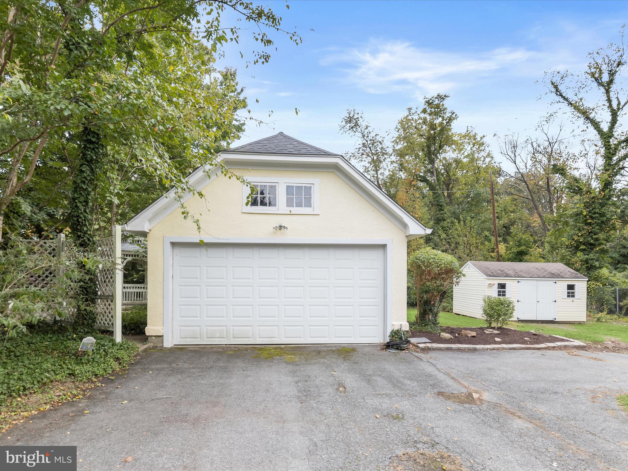 OVERBROOK - Residential