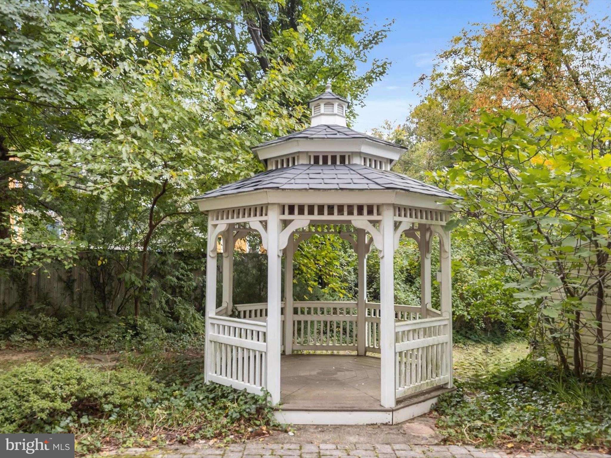 OVERBROOK - Residential