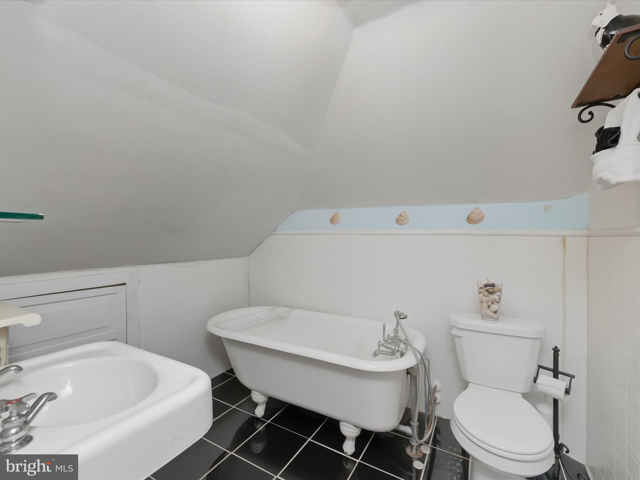 OVERBROOK - Residential