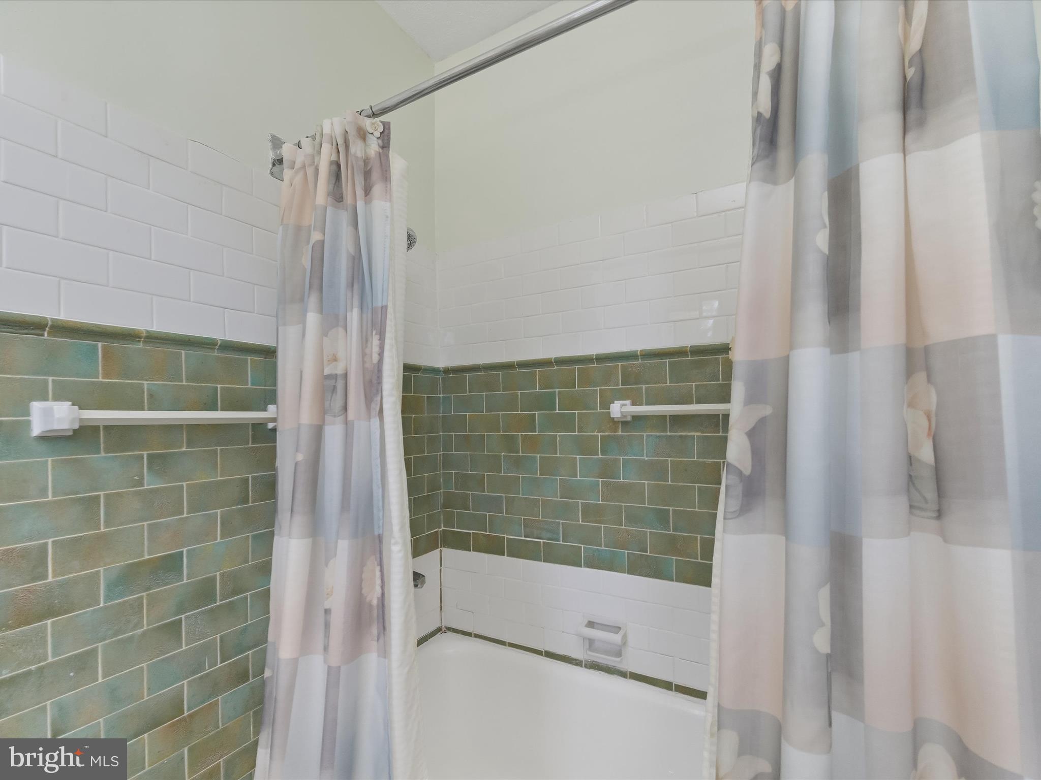 OVERBROOK - Residential