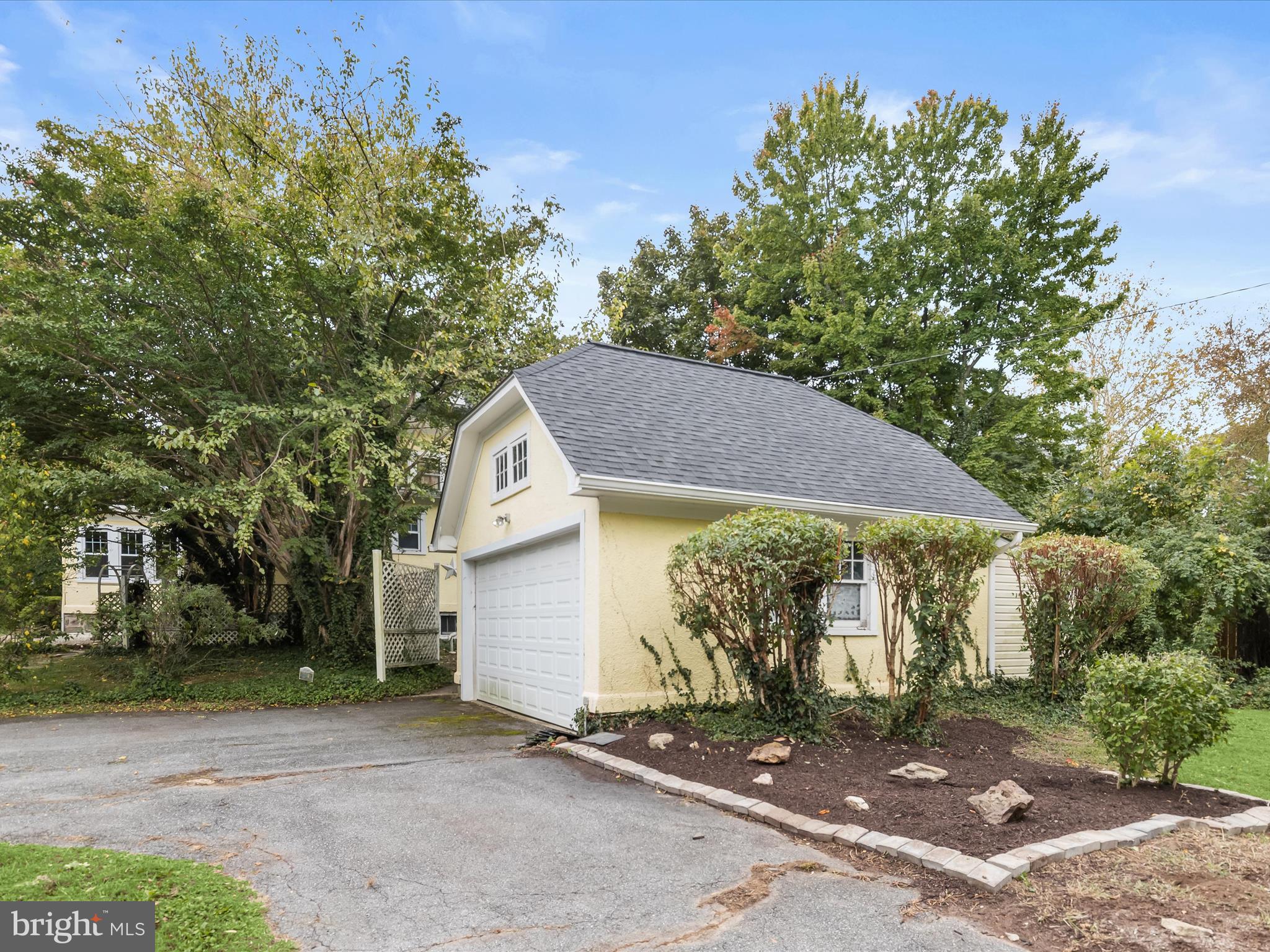 OVERBROOK - Residential