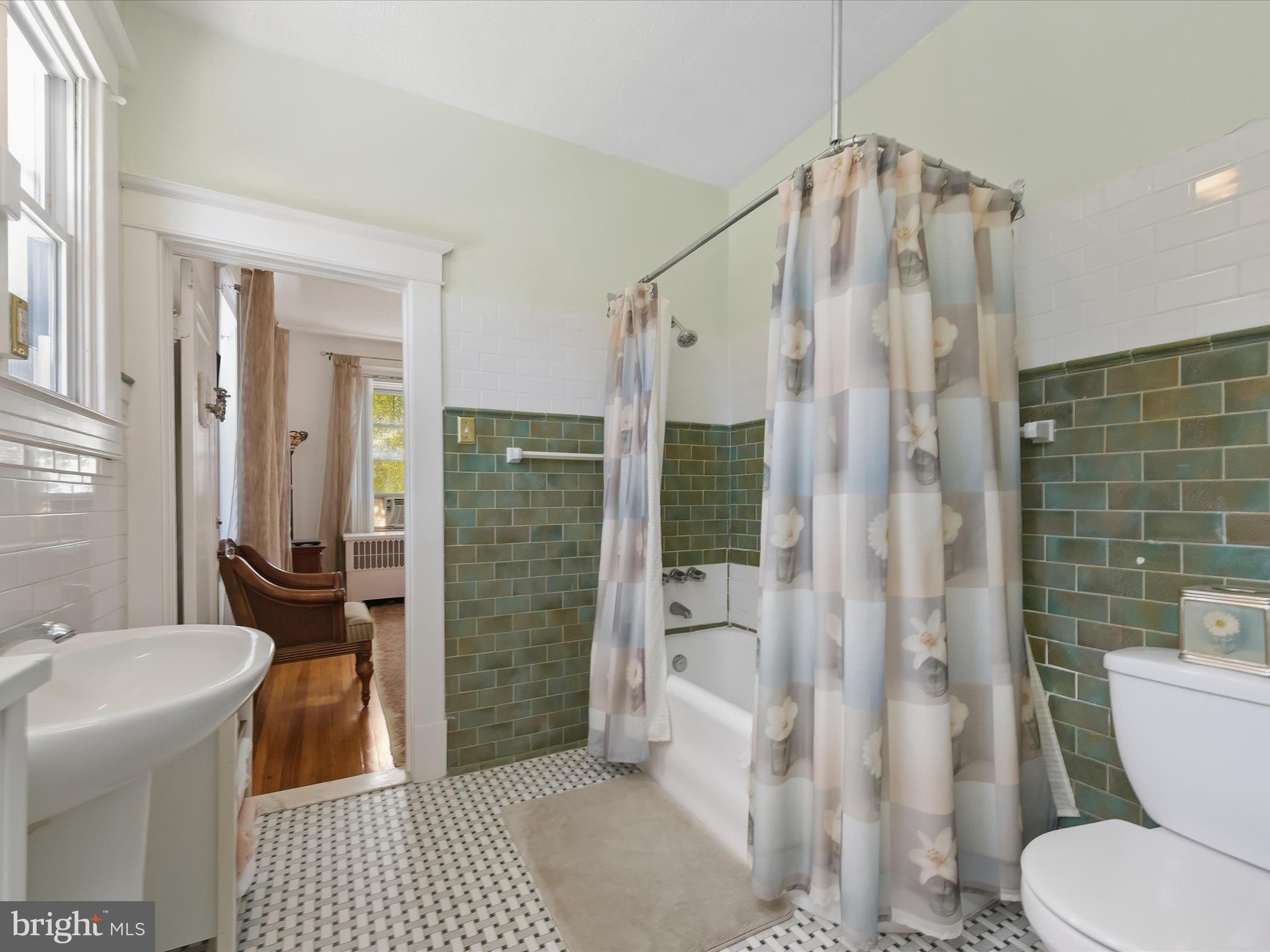 OVERBROOK - Residential