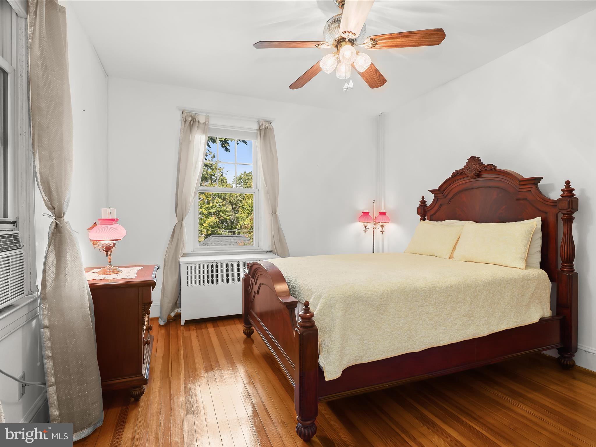 OVERBROOK - Residential