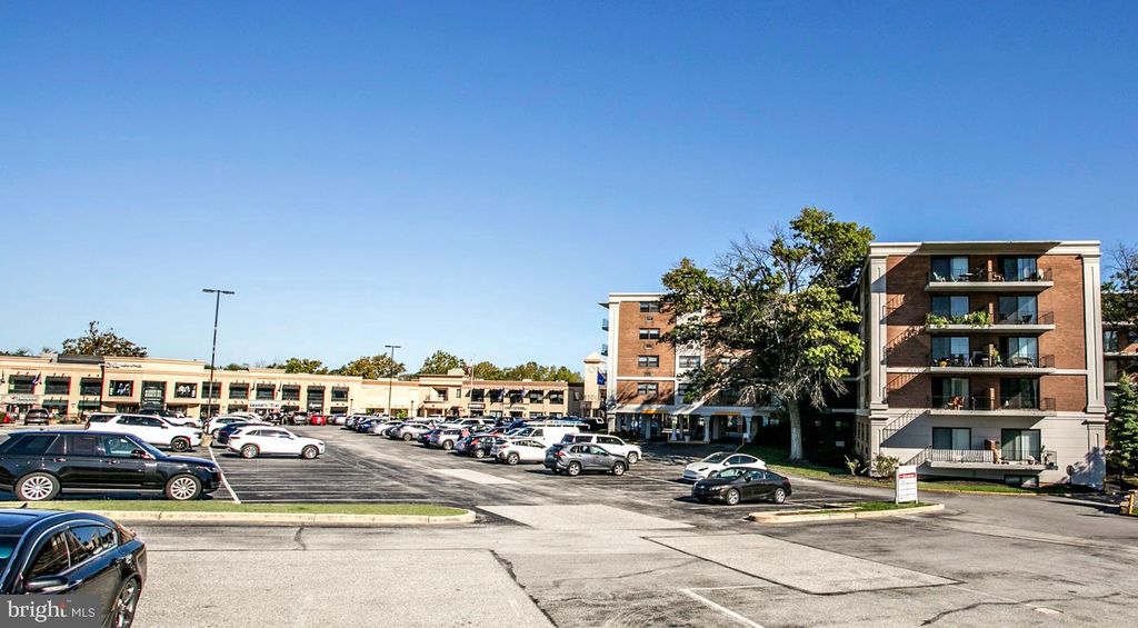 Photo of 570 W Dekalb Pike #113, KING OF PRUSSIA, PA 19406 (MLS # PAMC2156132)