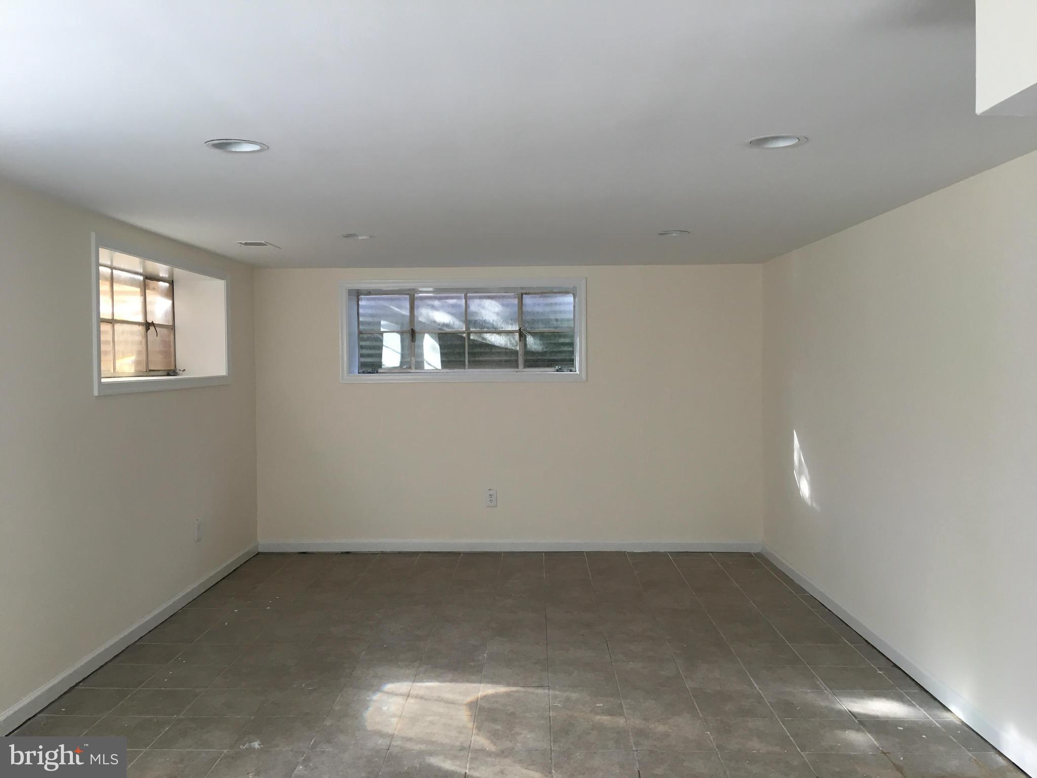 EDSALL PARK - Residential Lease