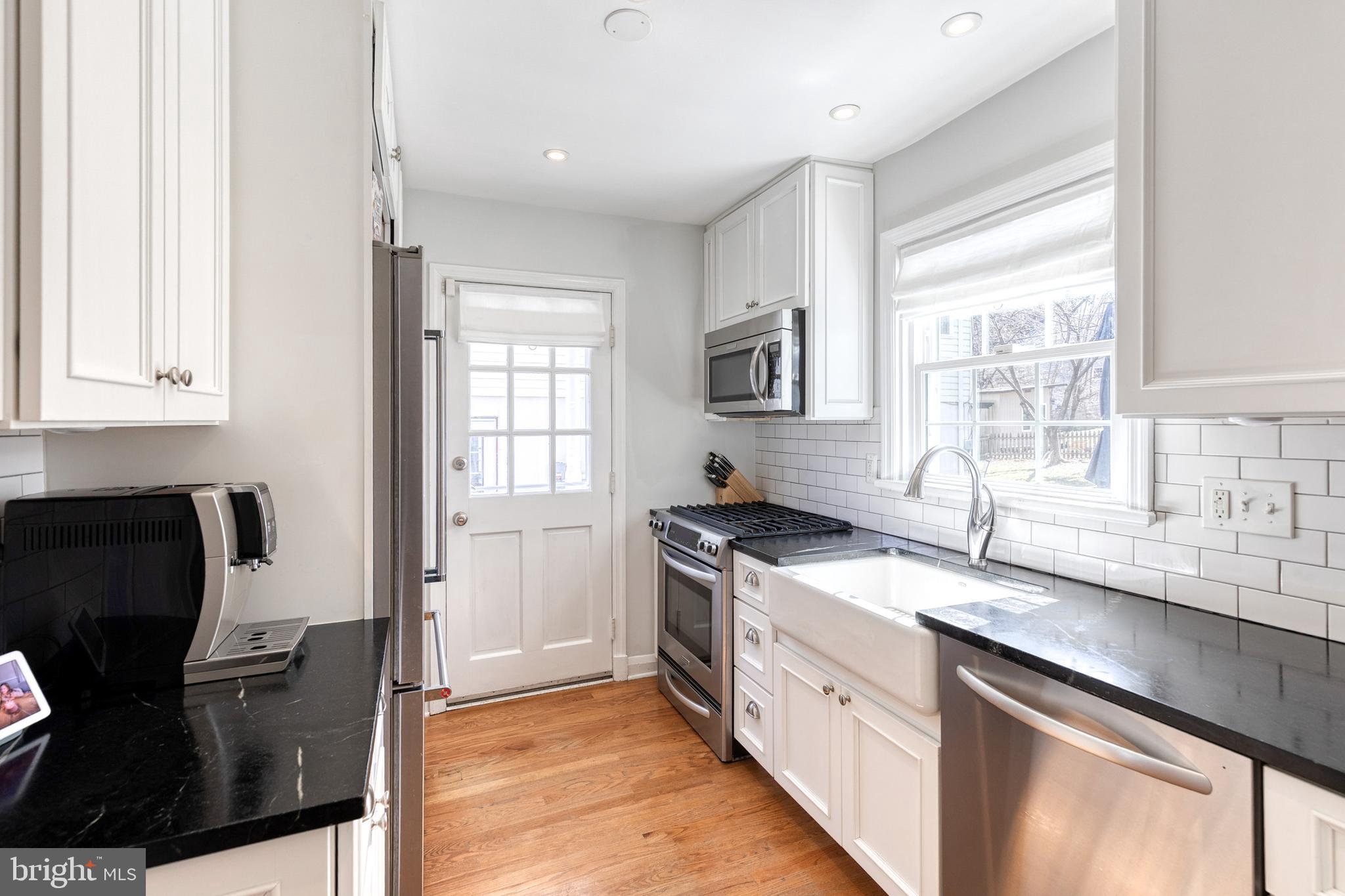 LAKE FALLS - Residential