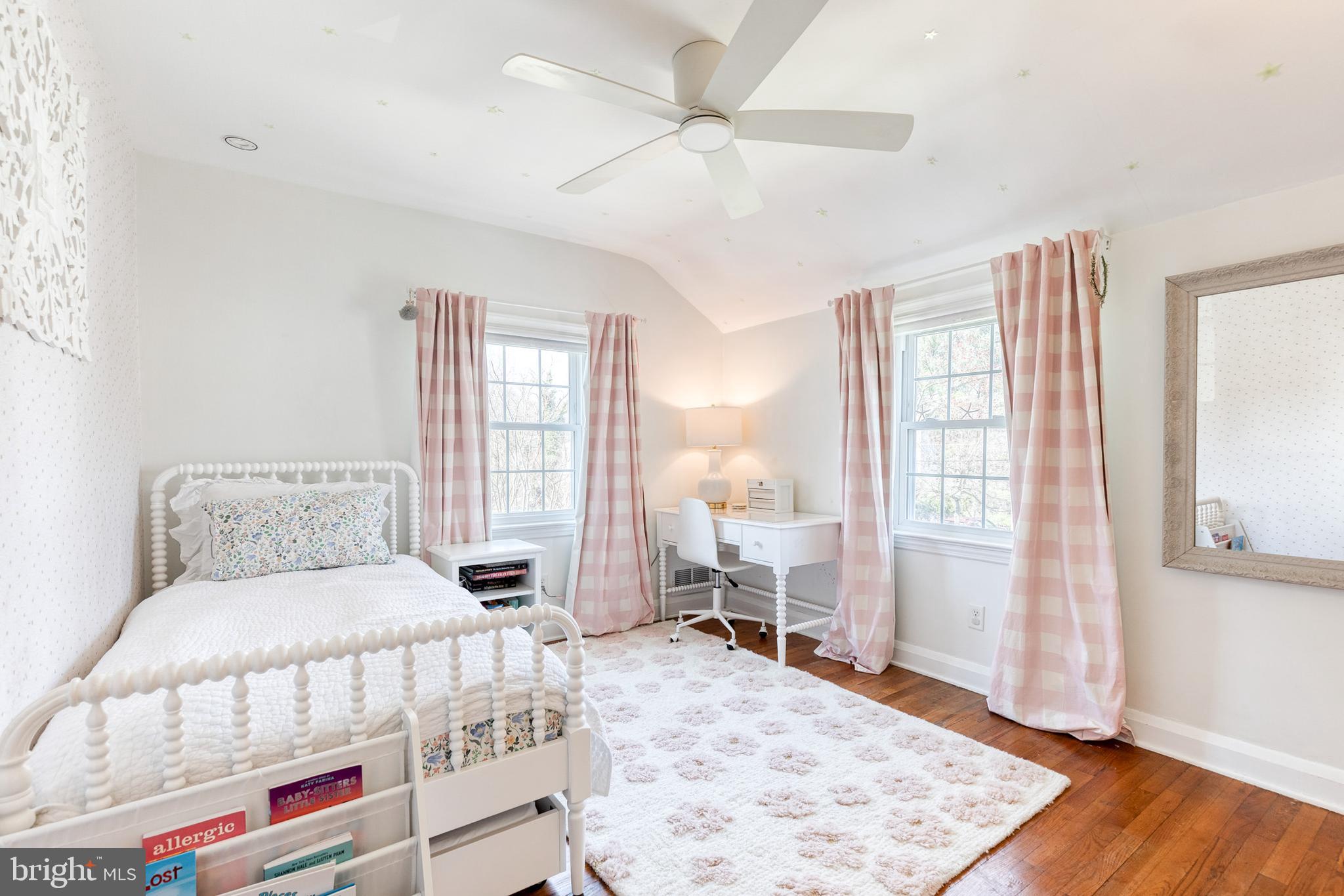 LAKE FALLS - Residential