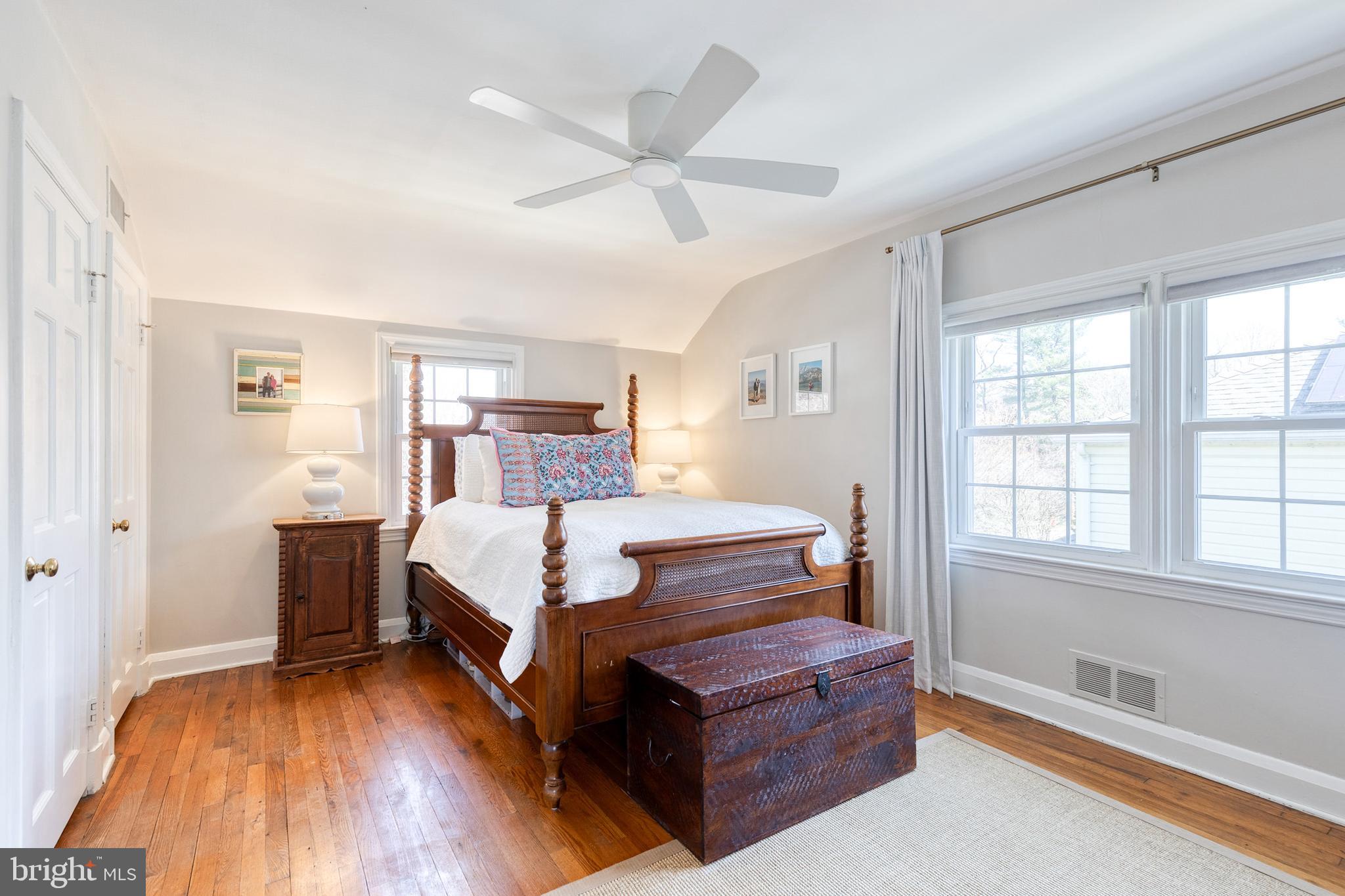 LAKE FALLS - Residential