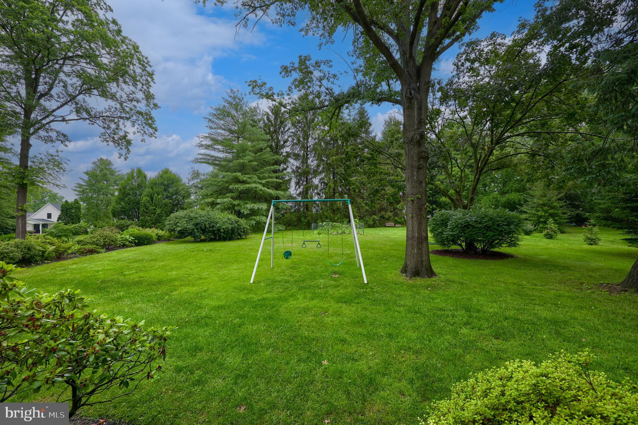 429 WETHERBURN DRIVE