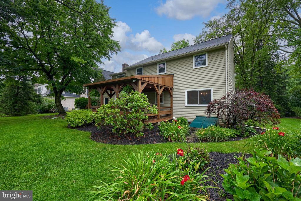 Photo of 429 Wetherburn Drive, LANCASTER, PA 17601 (MLS # PALA2072274)