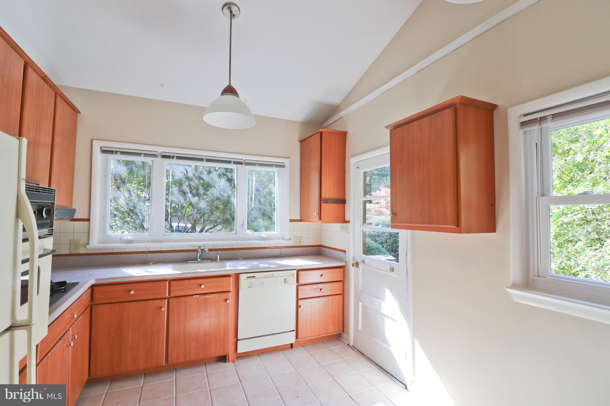 BRADLEY PARK - Residential