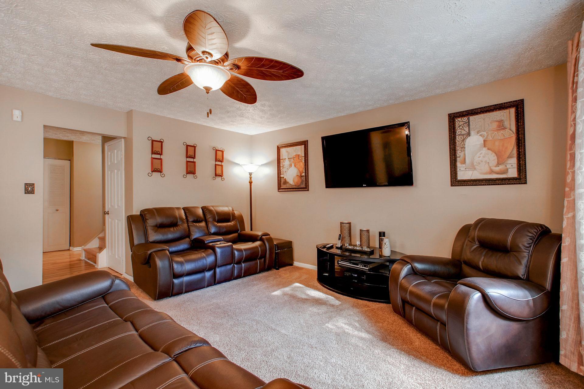 HILLCREST TOWNE - Residential