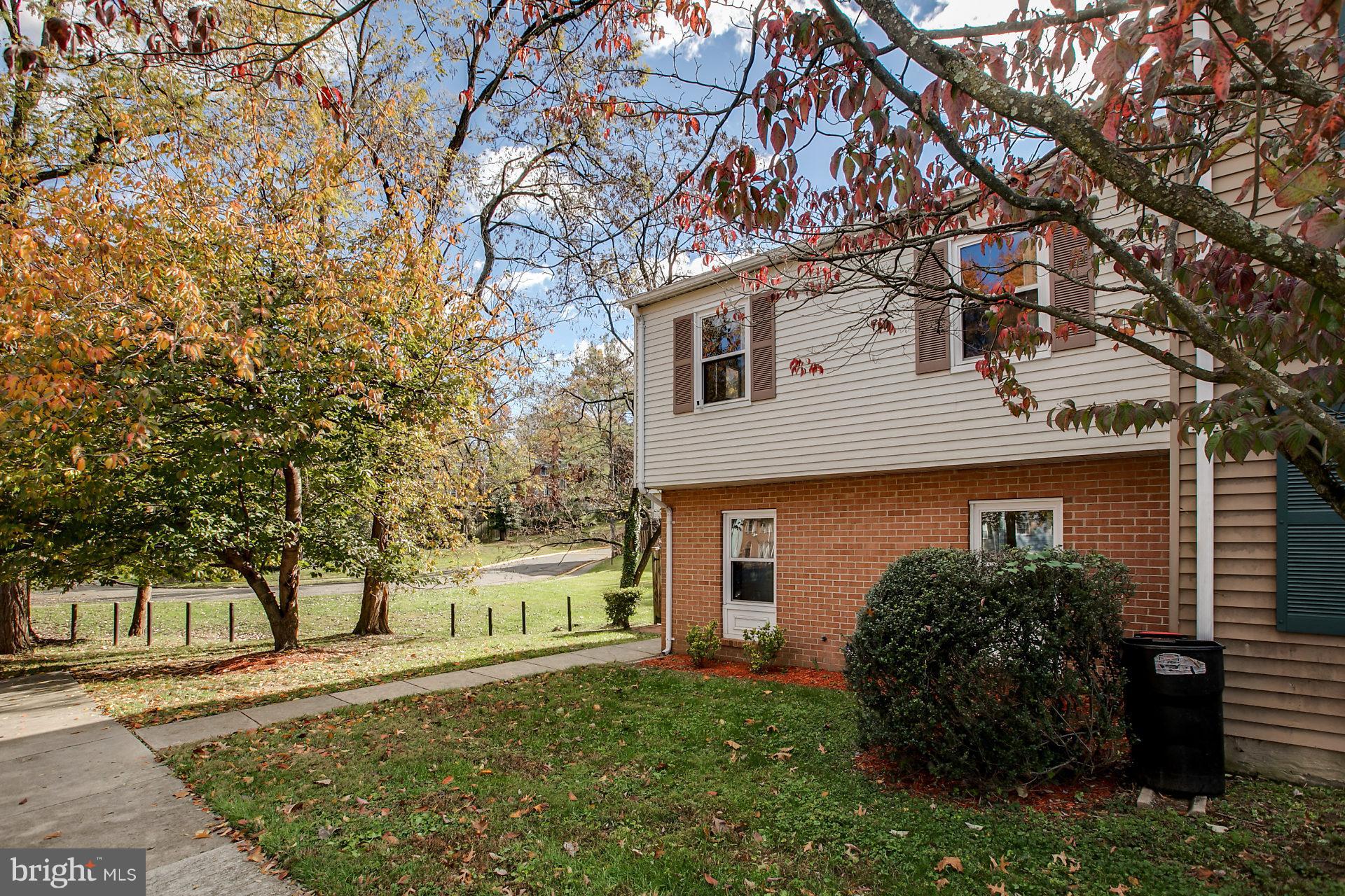 HILLCREST TOWNE - Residential