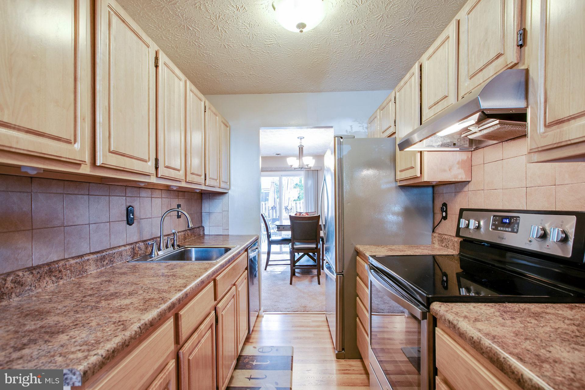 HILLCREST TOWNE - Residential