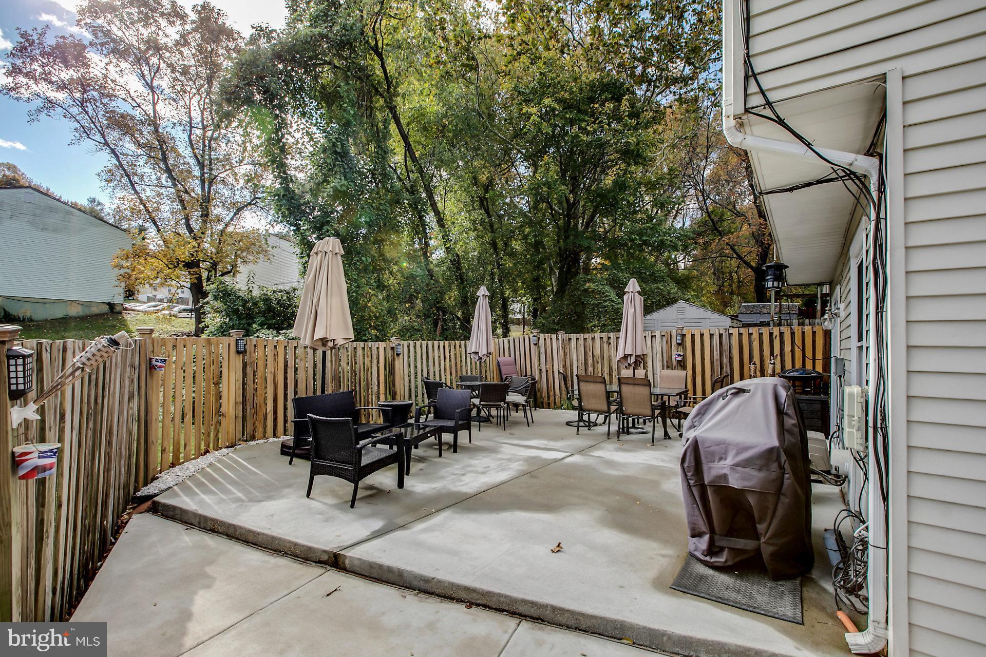 HILLCREST TOWNE - Residential