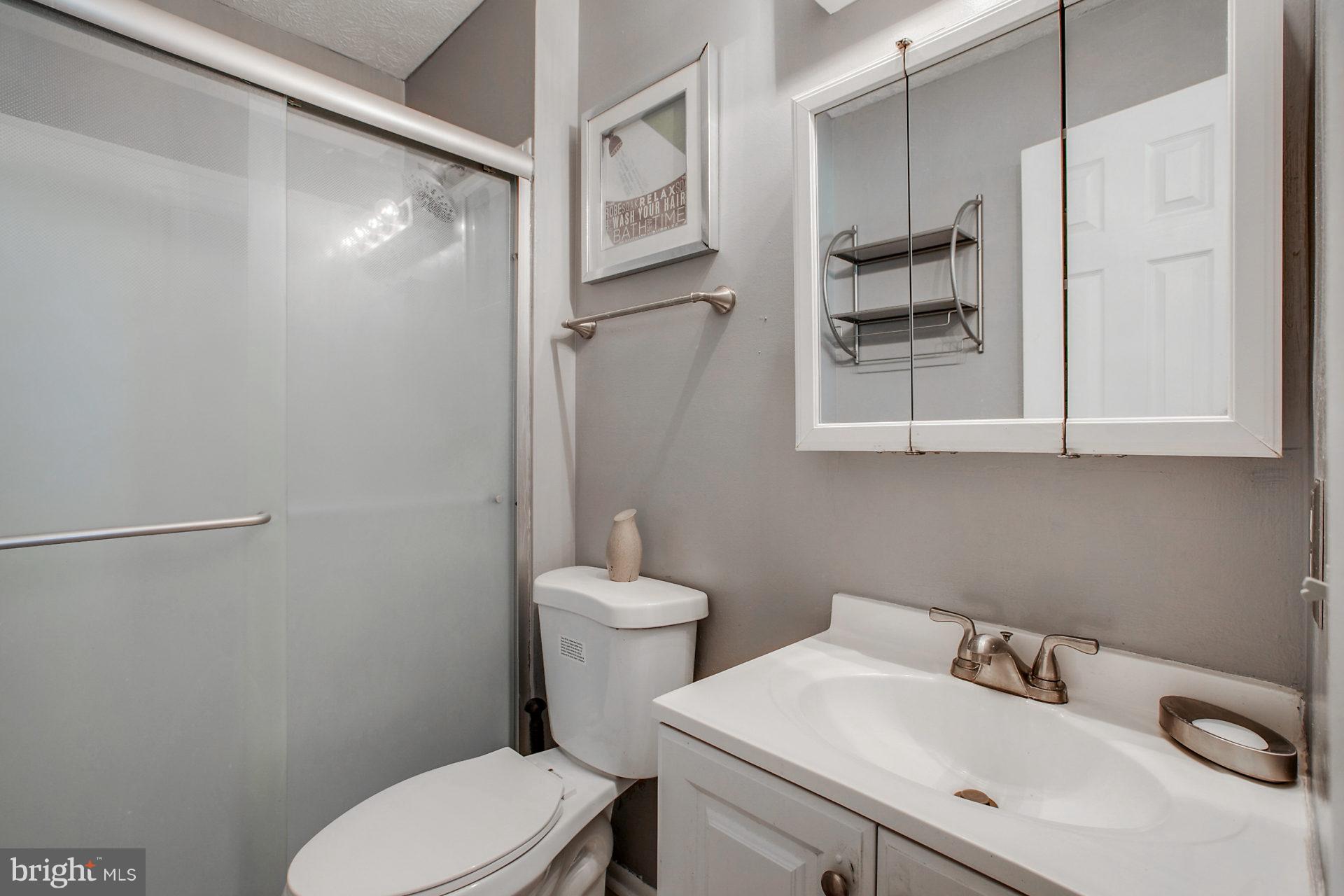 HILLCREST TOWNE - Residential