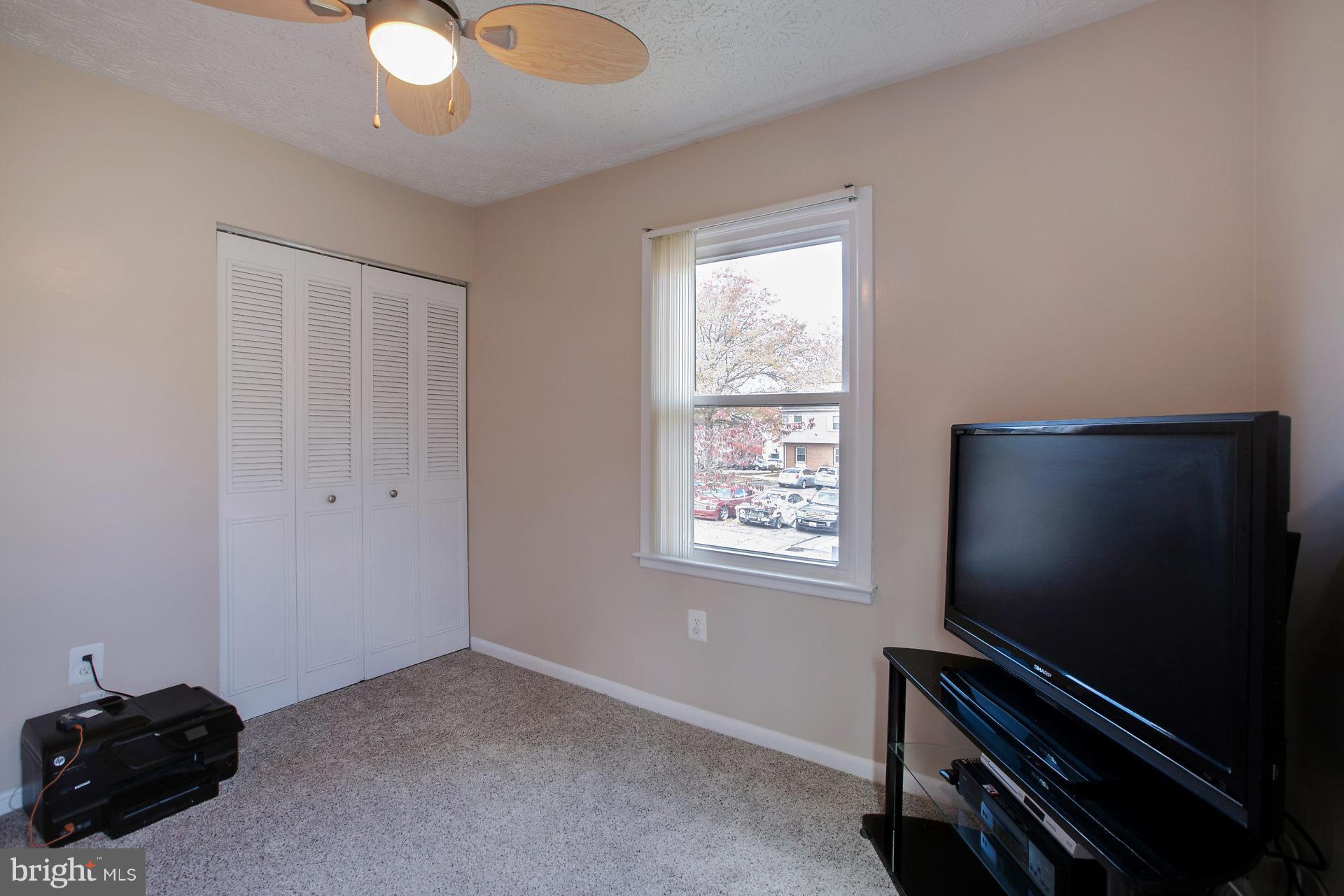 HILLCREST TOWNE - Residential