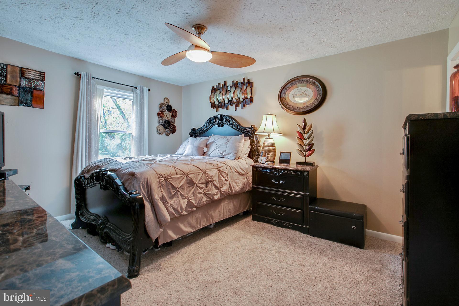 HILLCREST TOWNE - Residential