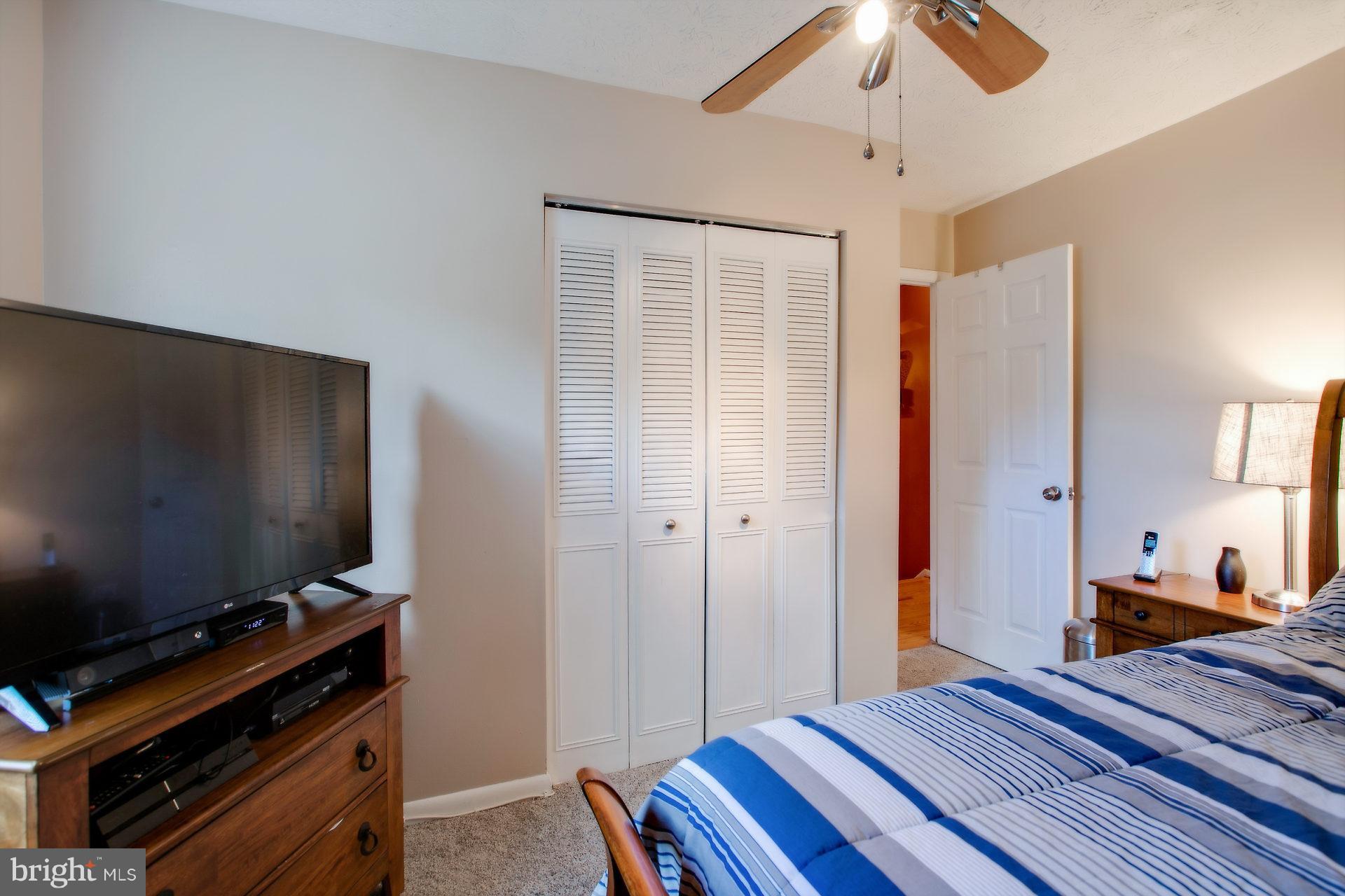 HILLCREST TOWNE - Residential